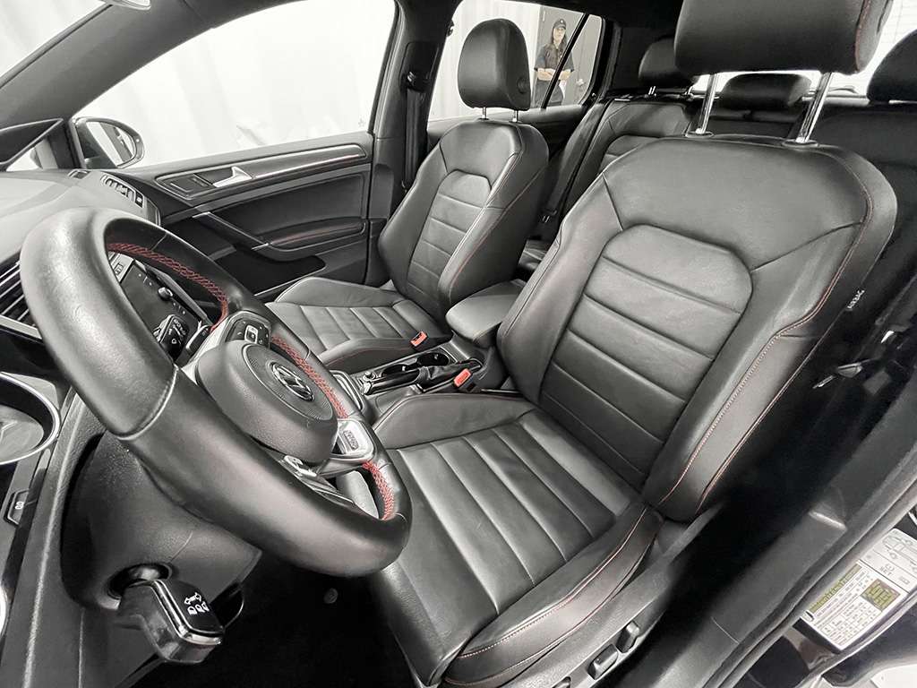 Volkswagen  GTI INT.CUIR - TOIT OUVRANT - SIEGES CHAUFFANTS 2018