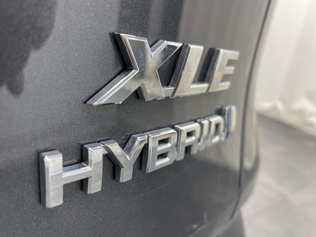 Toyota Rav4 XLE HYRBIDE AWD - TOIT OUVRANT - SIEGES CHAUFFANTS 2021