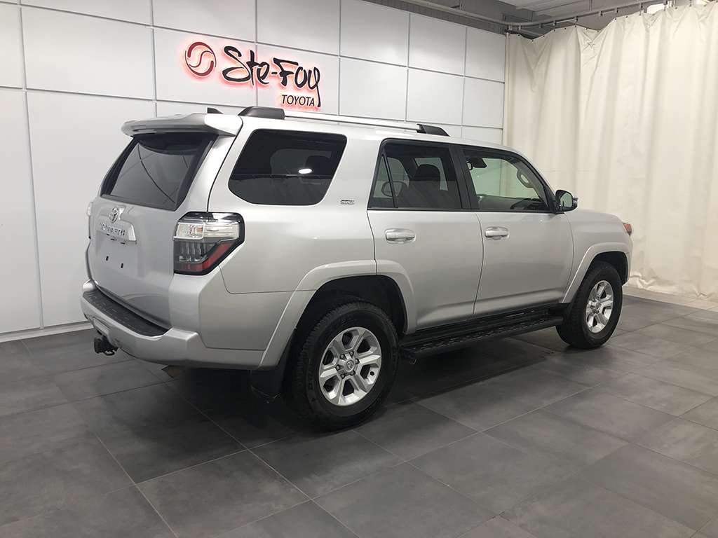 Toyota 4Runner SR5 - 7 PASSAGERS - TOIT OUVRANT - INT. CUIR 2023