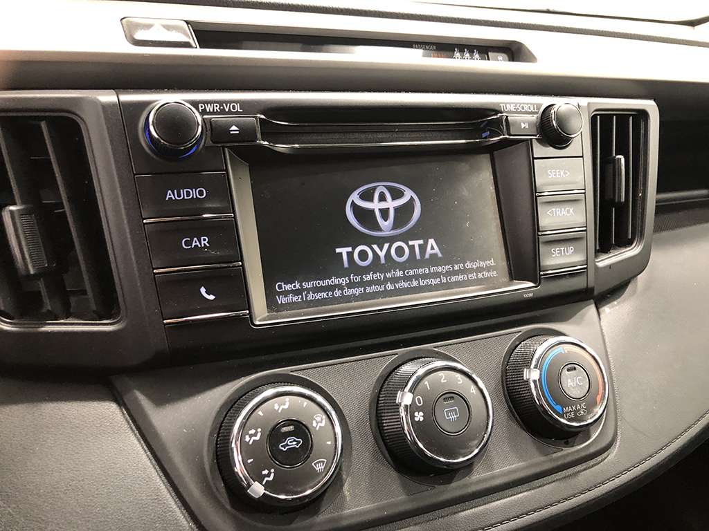 Toyota Rav4 LE - SIEGES CHAUFFANTS - BLUETOOTH 2018