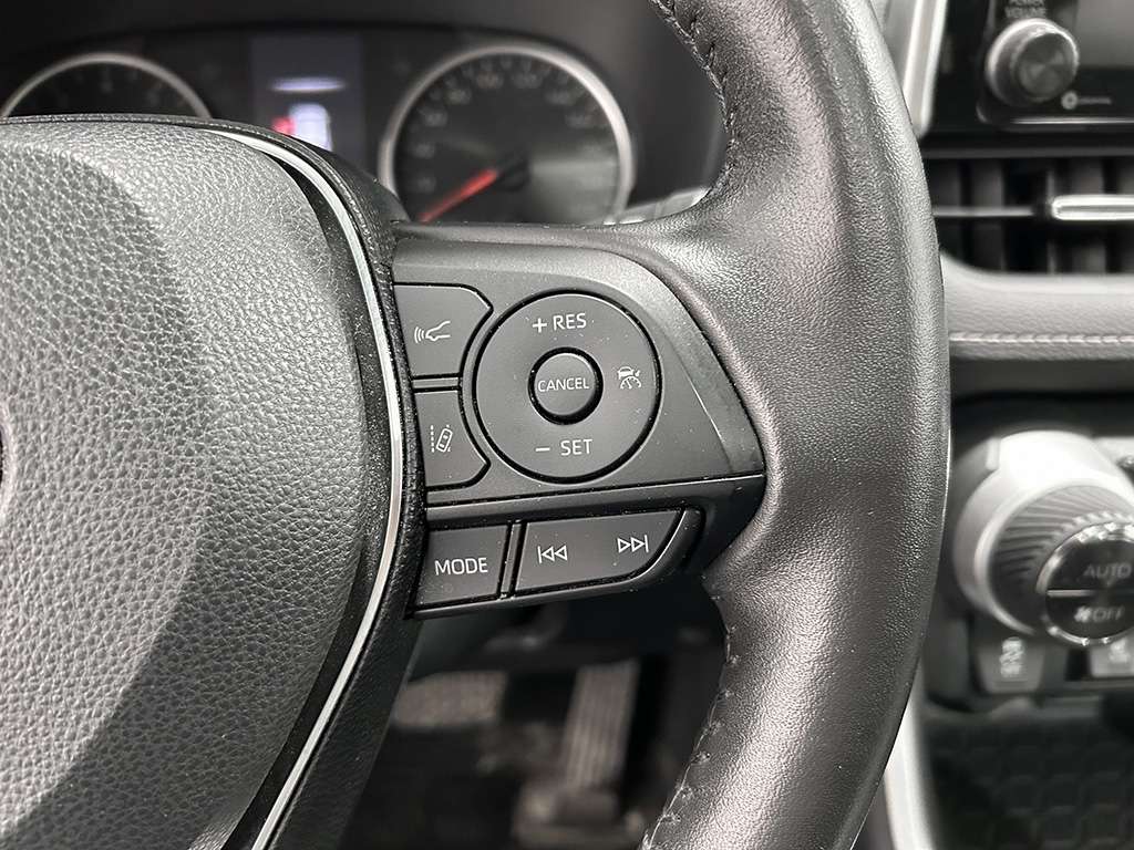 Toyota Rav4 XLE AWD PREMIUM - TOIT OUVRANT - BAS KILOMETRAGE 2019