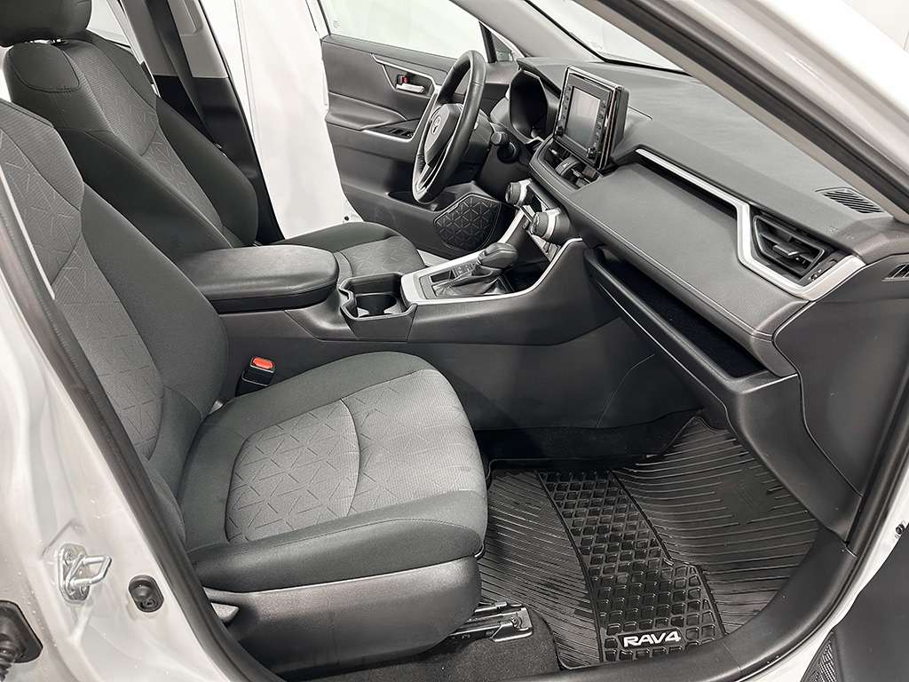 Toyota Rav4 XLE - AWD - TOIT OUVRANT - SIEGES CHAUFFANTS 2019