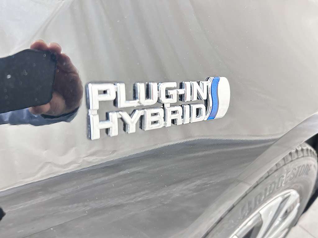 Toyota Prius Prime UPGRADE - SIEGES CHAUFFANTS - VOLANT CHAUFFANT 2021