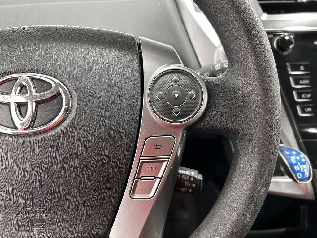 Toyota Prius V BLUETOOTH - CAMERA DE RECUL - VOLANT AJUSTABLE 2017
