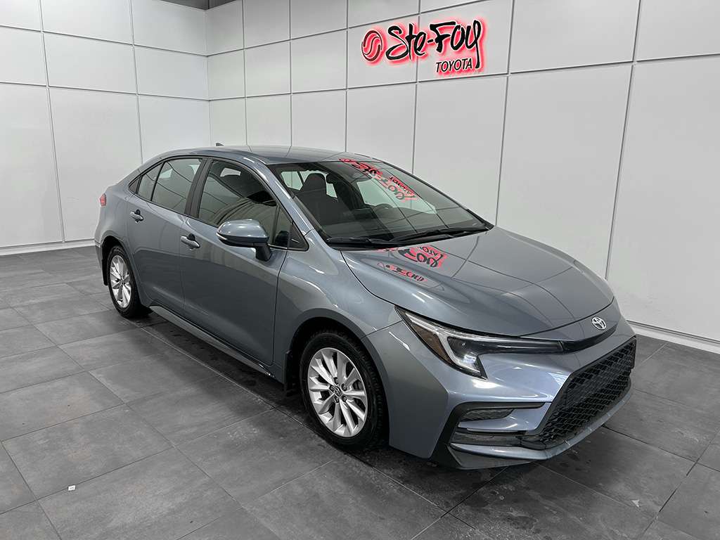 Toyota Corolla SE FWD 2024