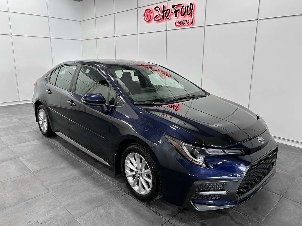 2022 Toyota Corolla SE FWD