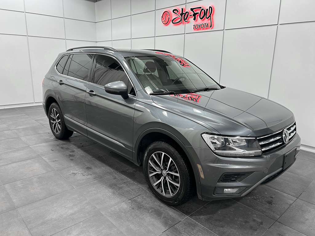 Gray 2020 Volkswagen Tiguan Comfortline 4Motion SUV / Crossover Automatic