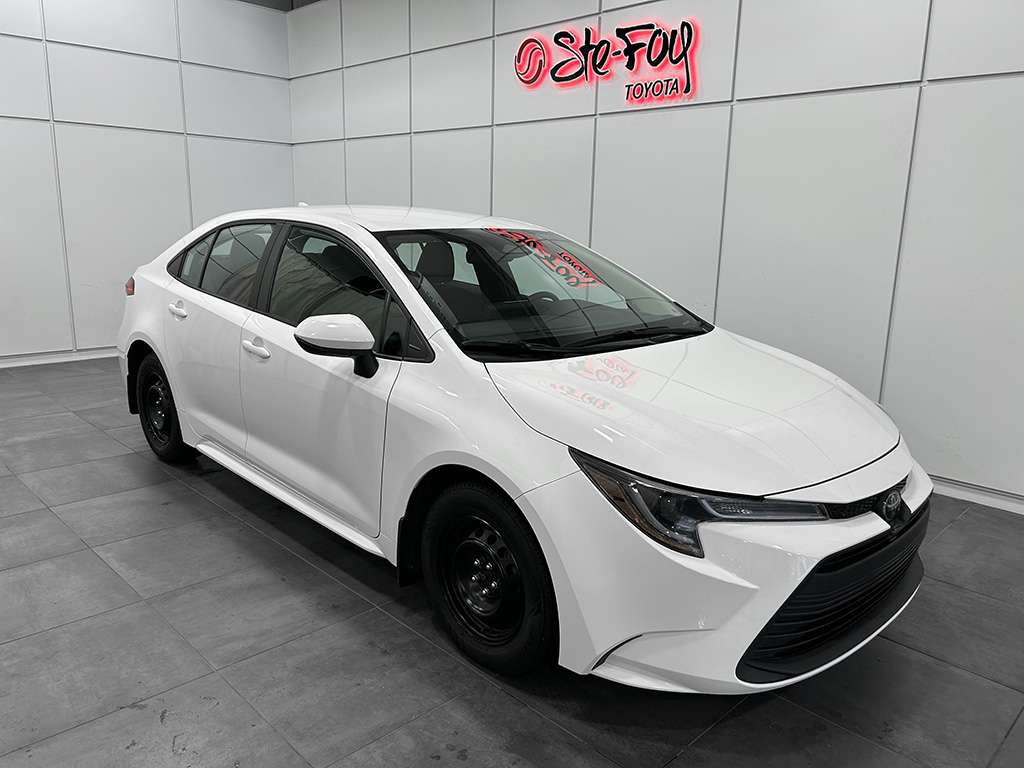 White 2024 Toyota Corolla LE FWD Sedan Front-Wheel Drive Continuously Variable Transmission