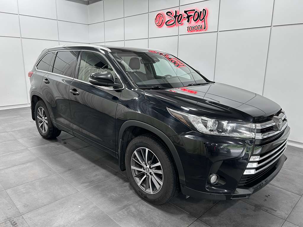 Black 2018 Toyota Highlander XLE AWD SUV / Crossover All-Wheel Drive Automatic