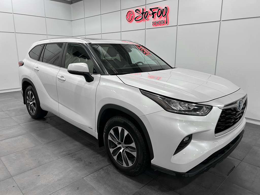 White 2023 Toyota Highlander Hybrid SUV / Crossover All-Wheel Drive Automatic
