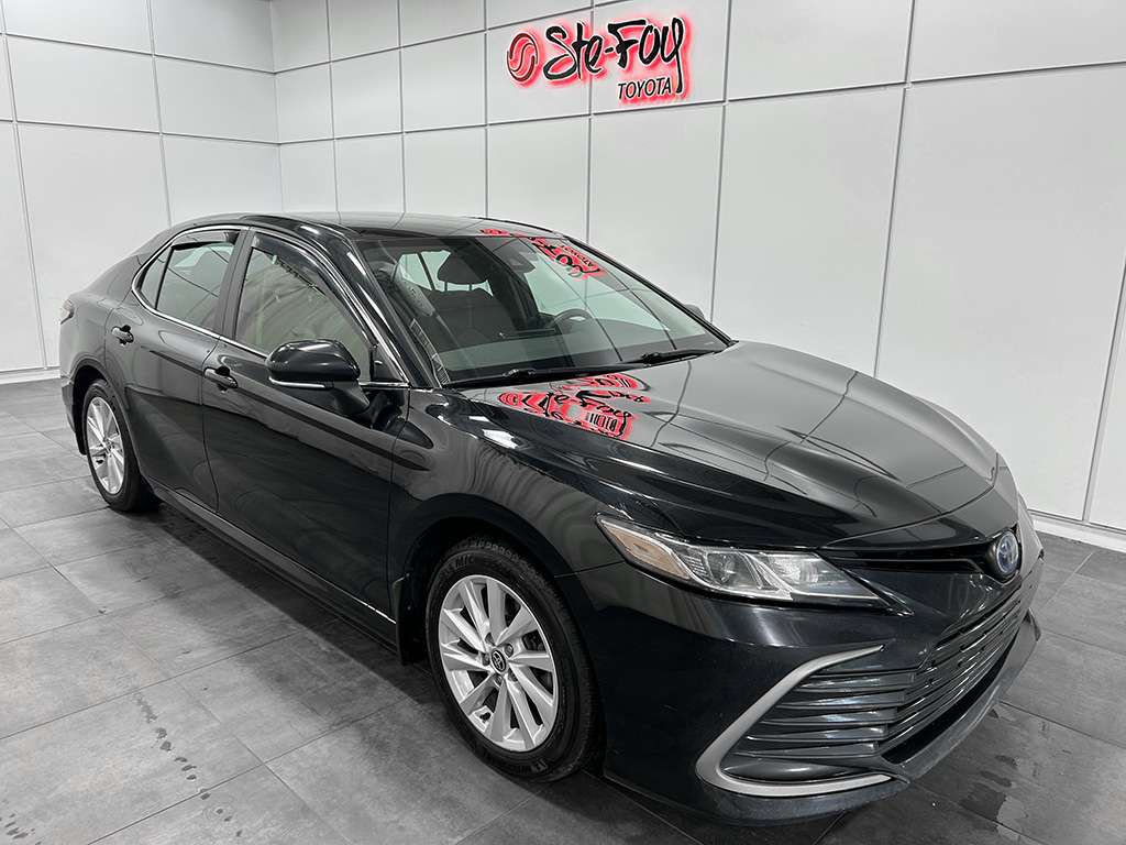 Black 2022 Toyota Camry Hybrid Sedan Front-Wheel Drive Continuously Variable Transmission