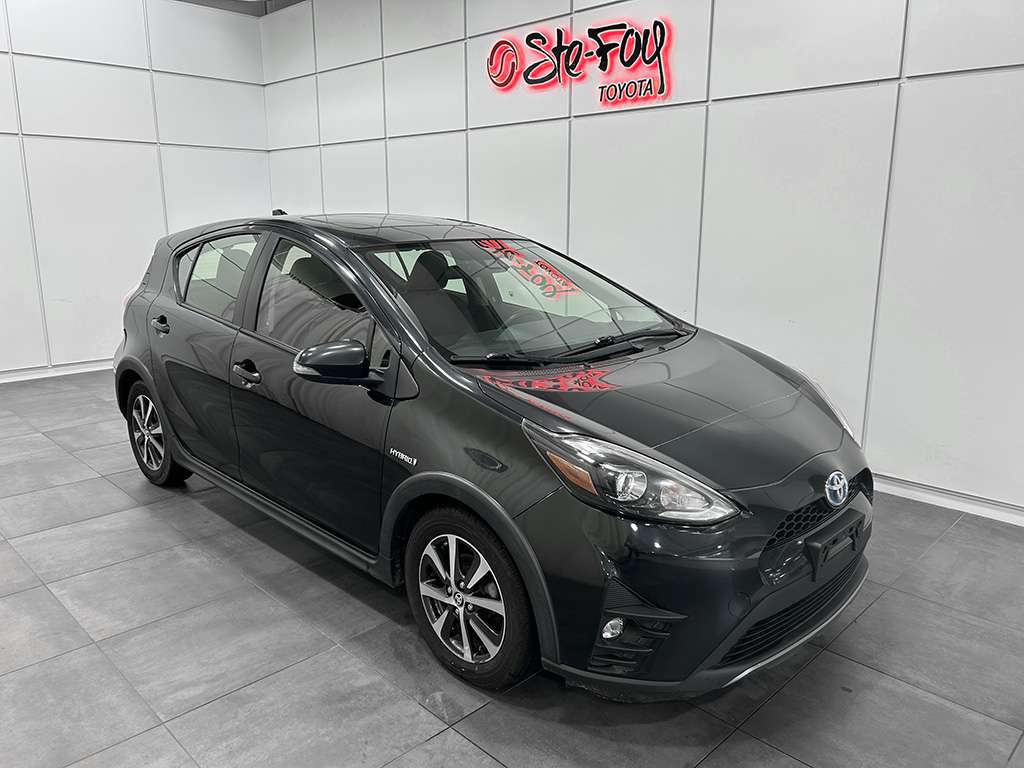 Black 2018 Toyota Prius c Sedan Automatic