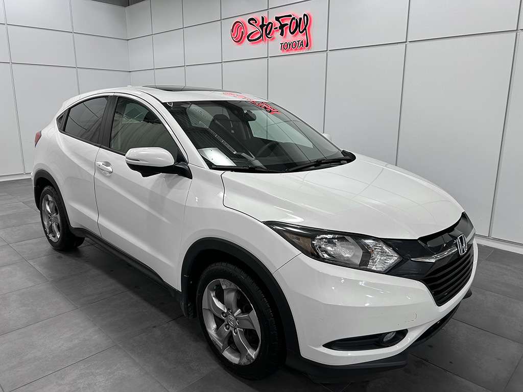 White 2018 Honda HR-V SUV / Crossover Front-Wheel Drive Automatic