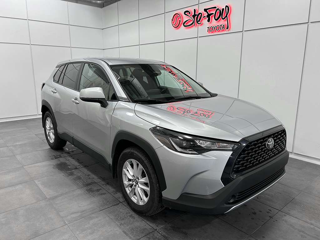 Silver 2024 Toyota Corolla Cross SUV / Crossover Front-Wheel Drive Automatic