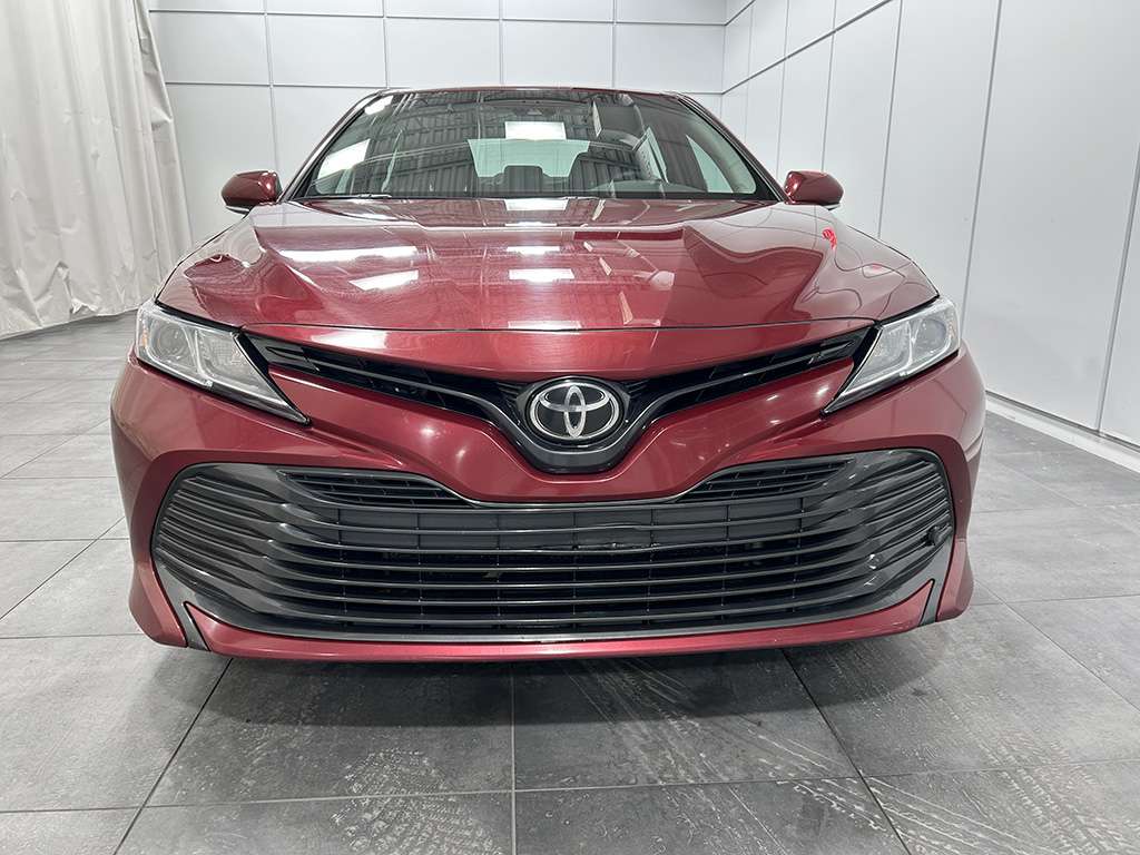 Red 2018 Toyota Camry Sedan Front-Wheel Drive Automatic