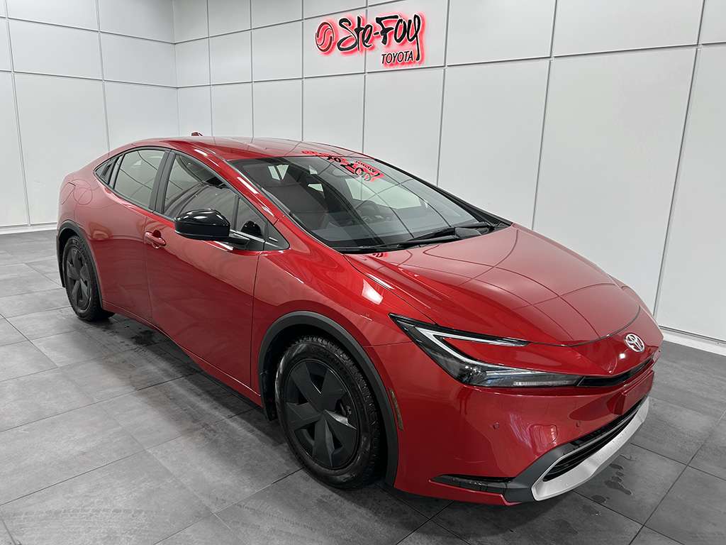 2024 Toyota Prius Prime SE FWD