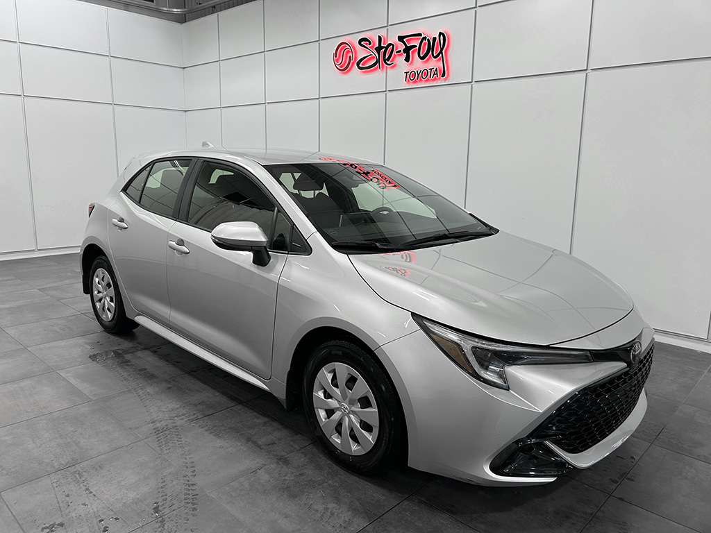  2023 Toyota Corolla Hatchback SE FWD   