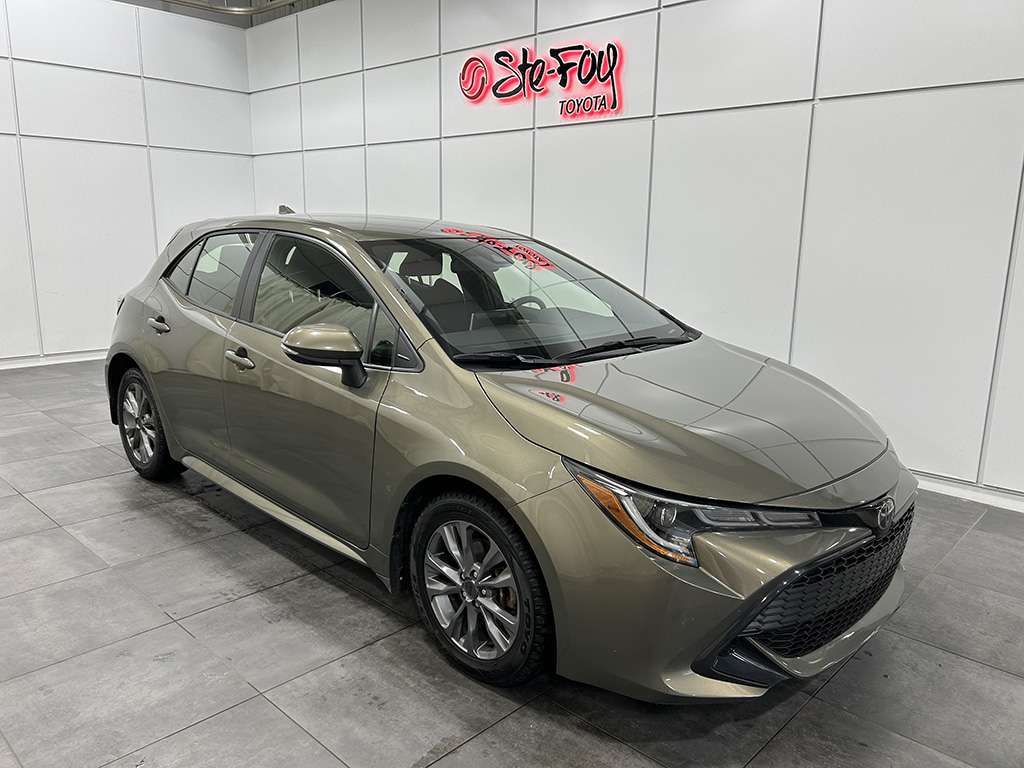  2019 Toyota Corolla Hatchback SE FWD   